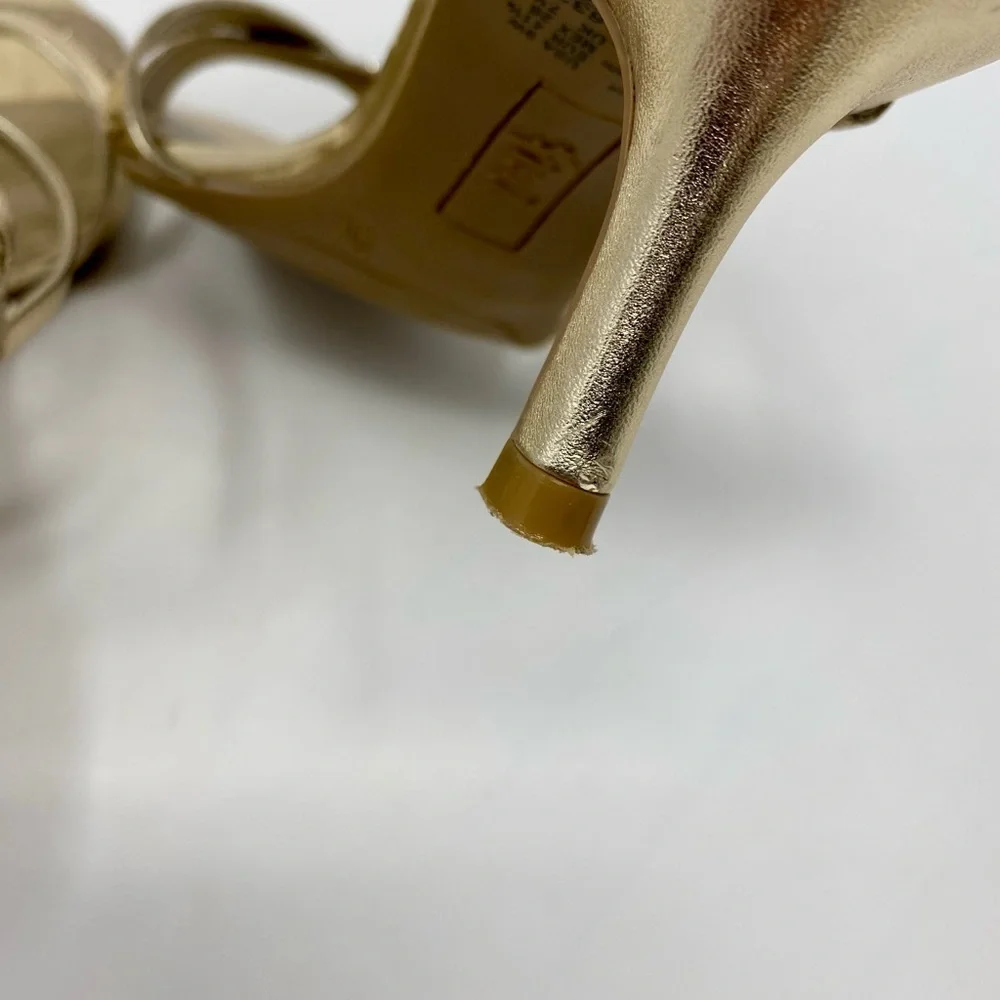 Women’s FIONI Gold Glitter Heels Size 9W